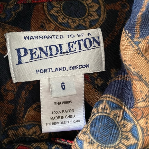 ❌SOLD❌Vintage 90s Pendleton Rayon ButtonDown Shirt Belt Buckle Straps Navy 6 - Picture 9 of 13